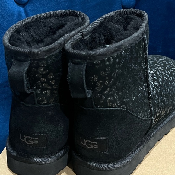 Brand New Ugg Plush from real lamb due back size 6 / 37 - Picture 4 of 8